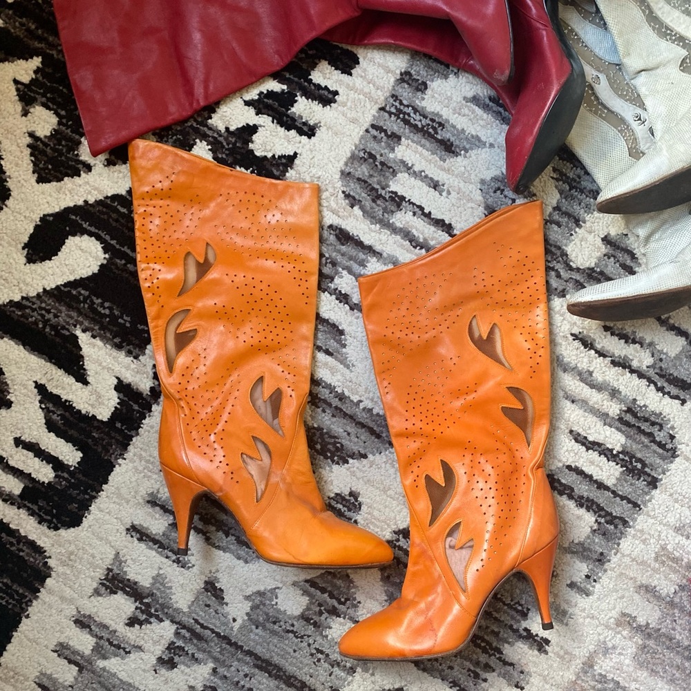 Orange mesh vintage boot — rare find!